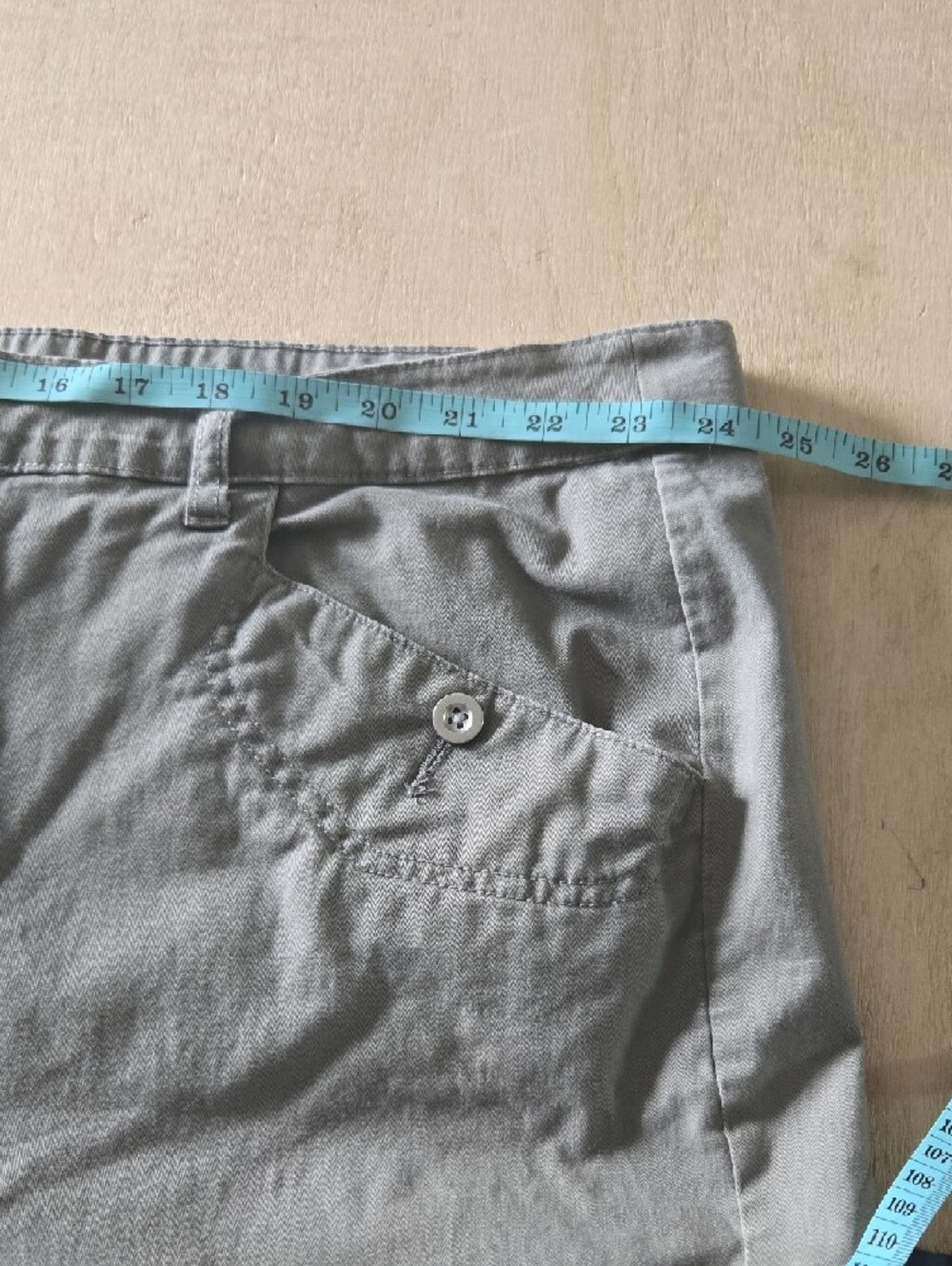 PA19 Karen Scott Button Cuff Olive Green Capris Sz 24W Zip Fly Pockets Stretch - Picture 6 of 10